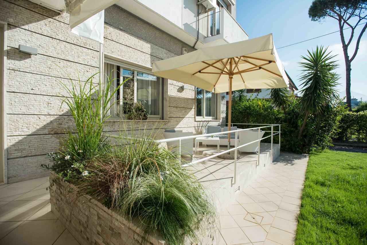 Hotel Crystal Marina di Pietrasanta Luaran gambar