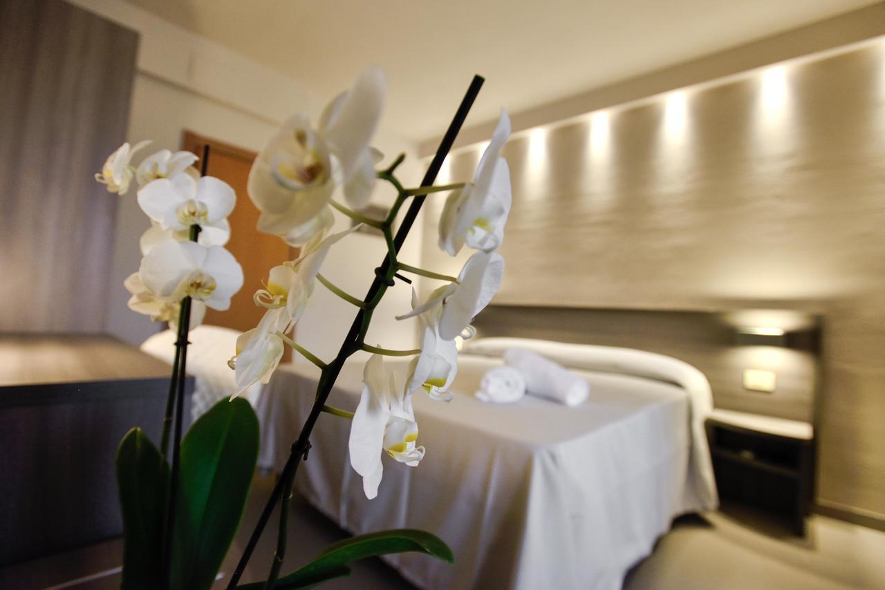 Hotel Crystal Marina di Pietrasanta Luaran gambar